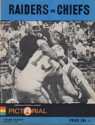 AFL Pictorial Magazine Oct. 29 1967 - Kansas City Chiefs VS Denver Broncos